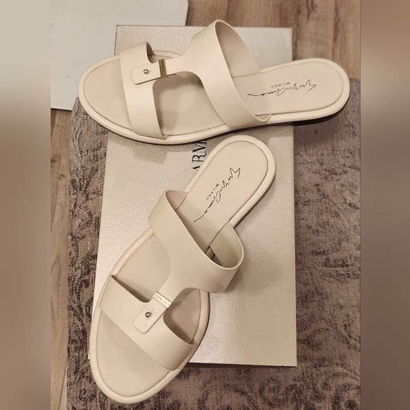 NWB Giorgio Armani Leather Sandals Authentic! Gorgeous! - Picture 13 of 16